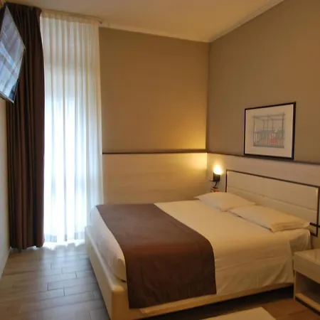 Lenotel Hotel 3*