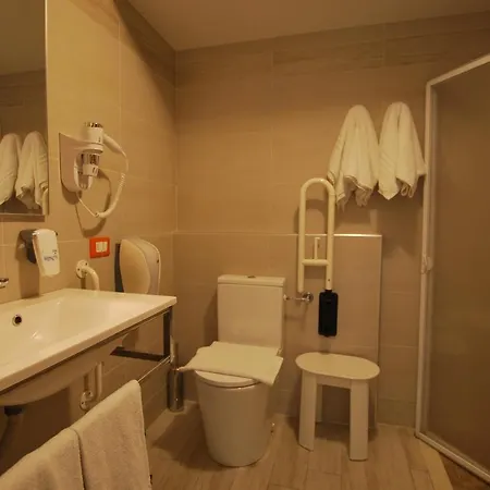 Szálloda Lenotel 3*