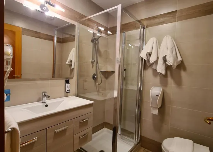 Lenotel Hotel 3*