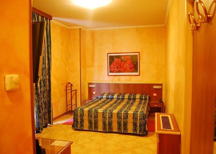 Hotel Lenotel 3*
