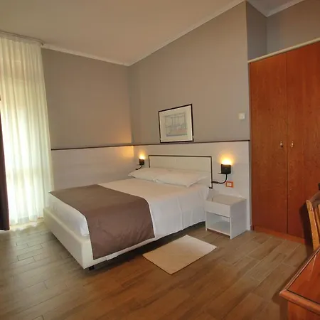 Hotel Lenotel