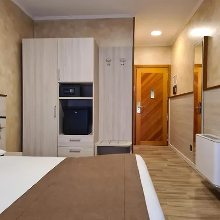 Lenotel Hotell