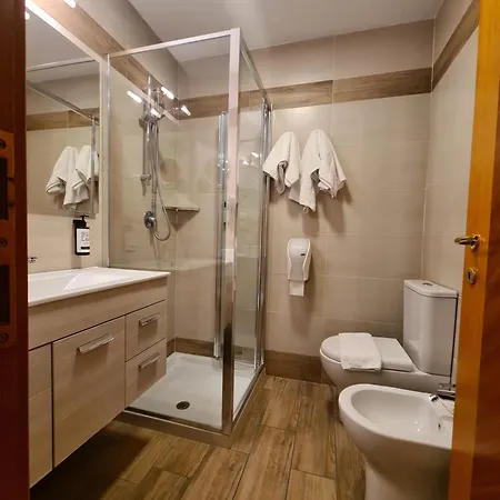 Hotell Lenotel